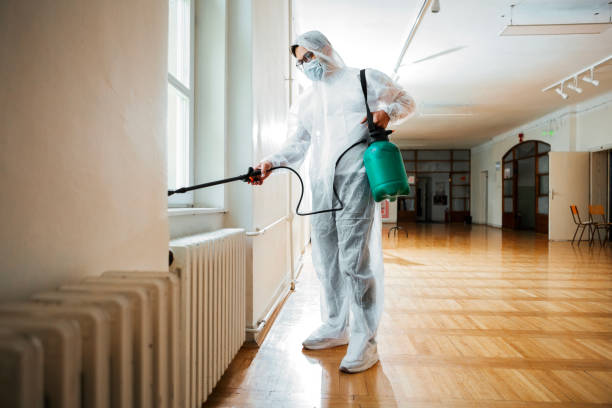 Best Best Pest Control Companies  in Riverwoods, IL